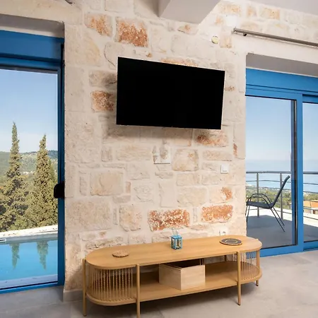 Apart-hotel Royal Majestic Residences With Pool & Sea View, North Zakynthos, By Tk Premium Skinária