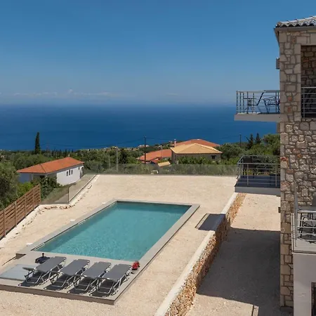 Royal Majestic Residences With Pool & Sea View, North Zakynthos شقة فندقية Skinária