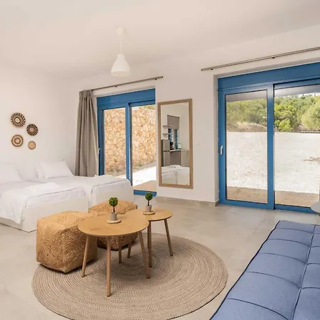 Royal Majestic Residences With Pool & Sea View, North Zakynthos 4* Skinária