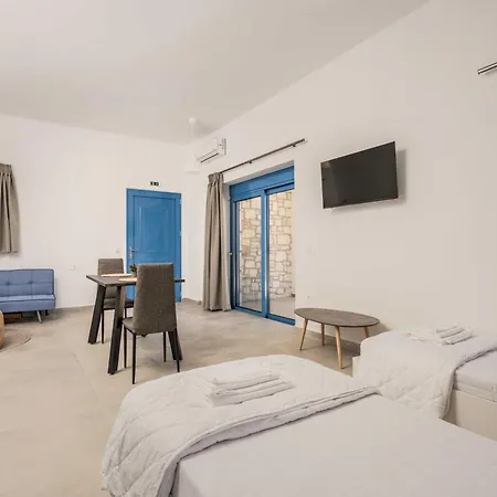 Royal Majestic Residences With Pool & Sea View, North Zakynthos, By Tk Premium 4* Skinária