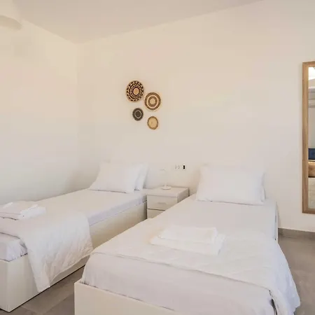 Royal Majestic Residences With Pool & Sea View, North Zakynthos 4* Skinária